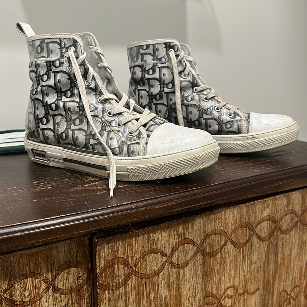 DIOR SNEAKERS